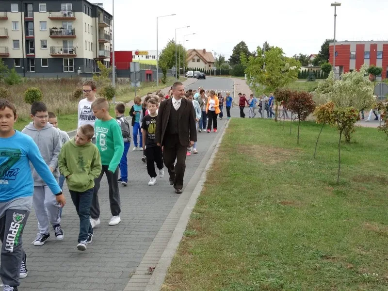 Próbna ewakuacja szkoły (zdjęcia)