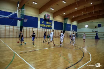 Zacięta walka Sokoła z Księżakiem (zdjęcia, wideo)
