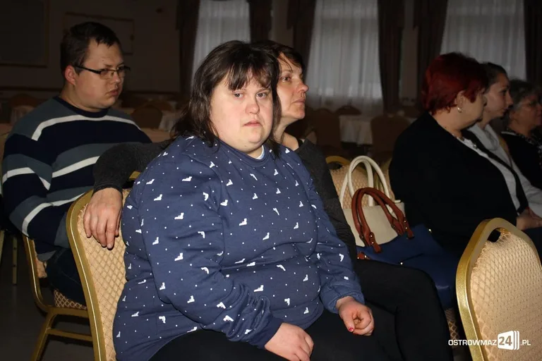 Sztuka "Sen nocy letniej" (zdjęcia)