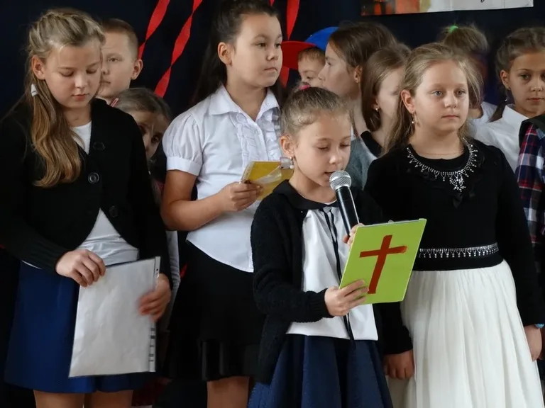 Oddali cześć św. Janowi Pawłowi II (zdjęcia)