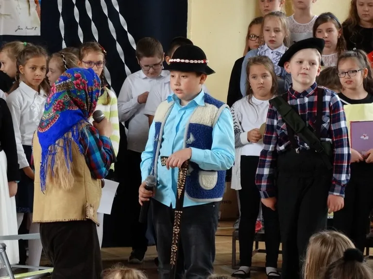 Oddali cześć św. Janowi Pawłowi II (zdjęcia)