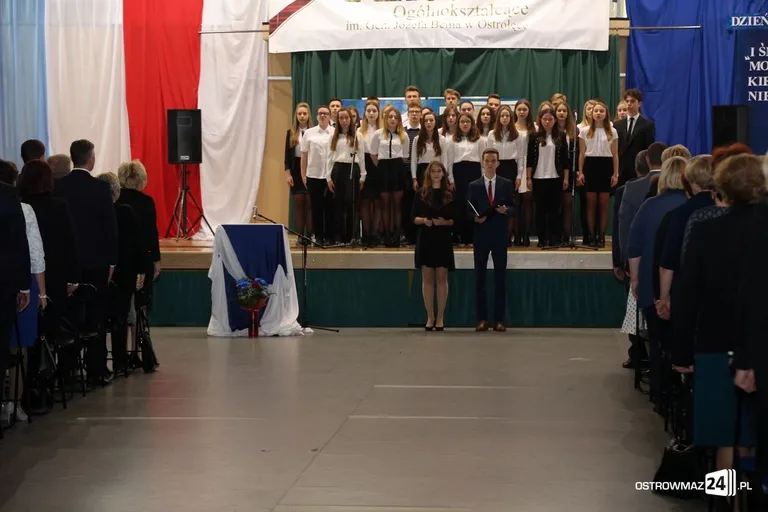 Dzień Edukacji Narodowej (zdjęcia, lista wyróżnionych)