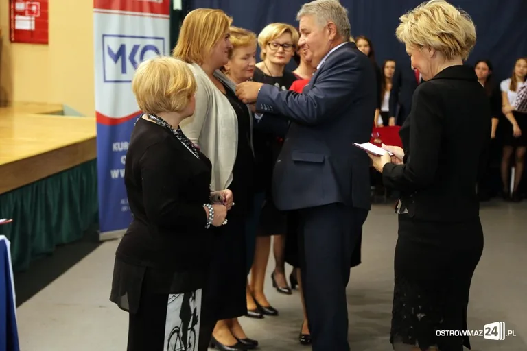 Dzień Edukacji Narodowej (zdjęcia, lista wyróżnionych)