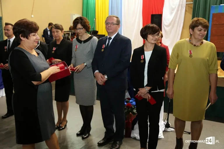 Dzień Edukacji Narodowej (zdjęcia, lista wyróżnionych)
