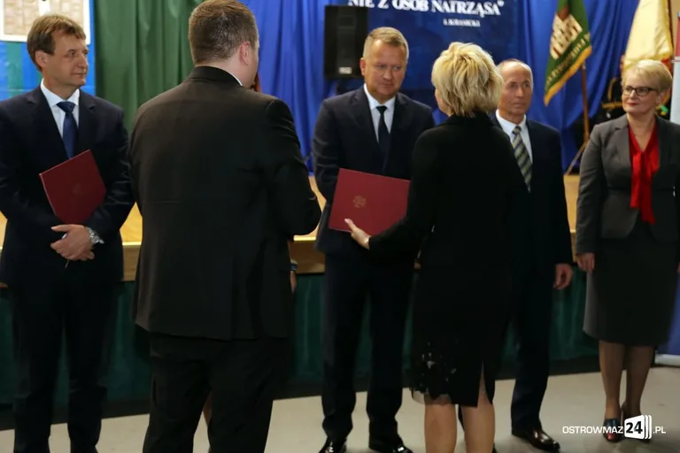 Dzień Edukacji Narodowej (zdjęcia, lista wyróżnionych)