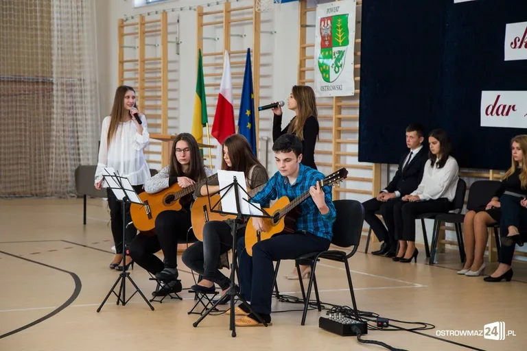 Powiatowy Dzień Edukacji Narodowej (zdjęcia, wideo)