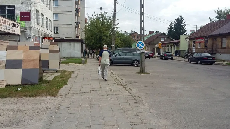 Skrzynka skarg: brak śmietnika przy ul. Batorego