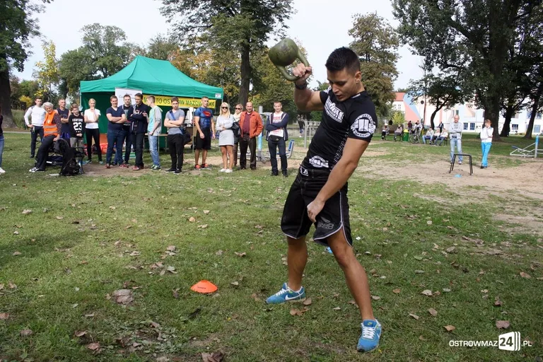Zawody siłowe w parku Street Workout (zdjęcia)