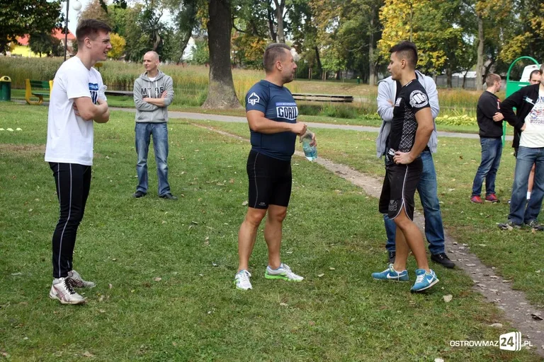 Zawody siłowe w parku Street Workout (zdjęcia)