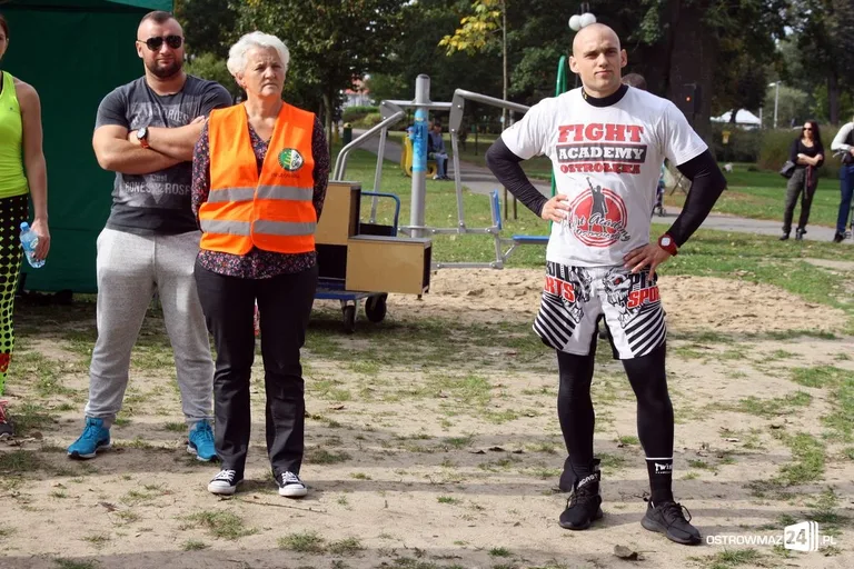 Zawody siłowe w parku Street Workout (zdjęcia)