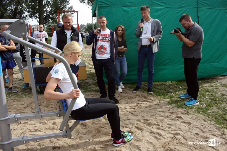 Zawody siłowe w parku Street Workout (zdjęcia)