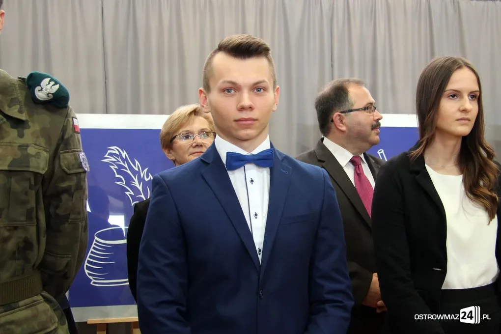 Uczniowie odebrali stypendia Prezesa Rady Ministrów
