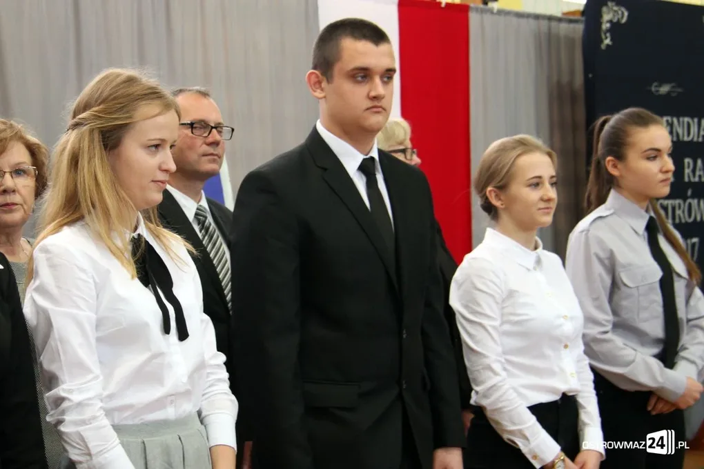 Uczniowie odebrali stypendia Prezesa Rady Ministrów