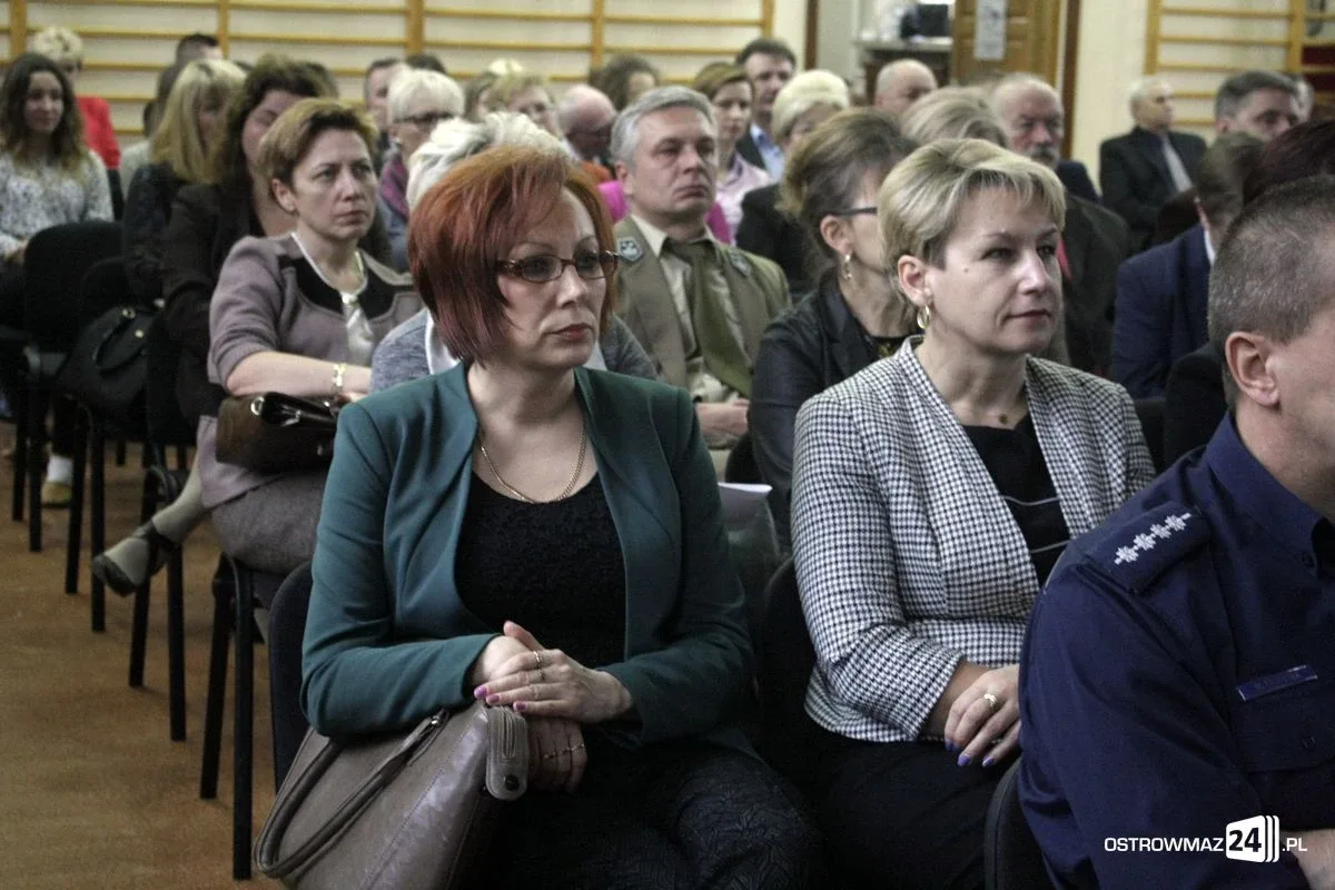 Debata na temat bezpieczeństwa (zdjęcia)