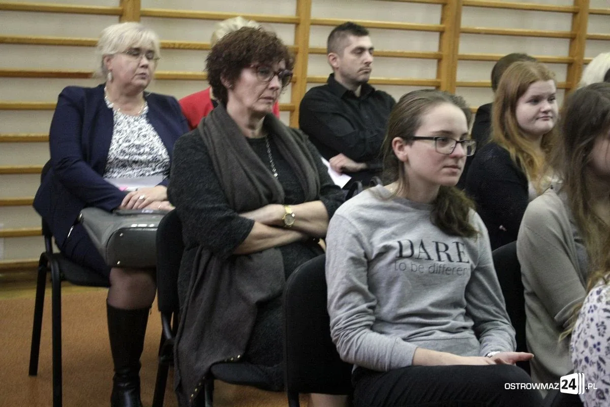 Debata na temat bezpieczeństwa (zdjęcia)