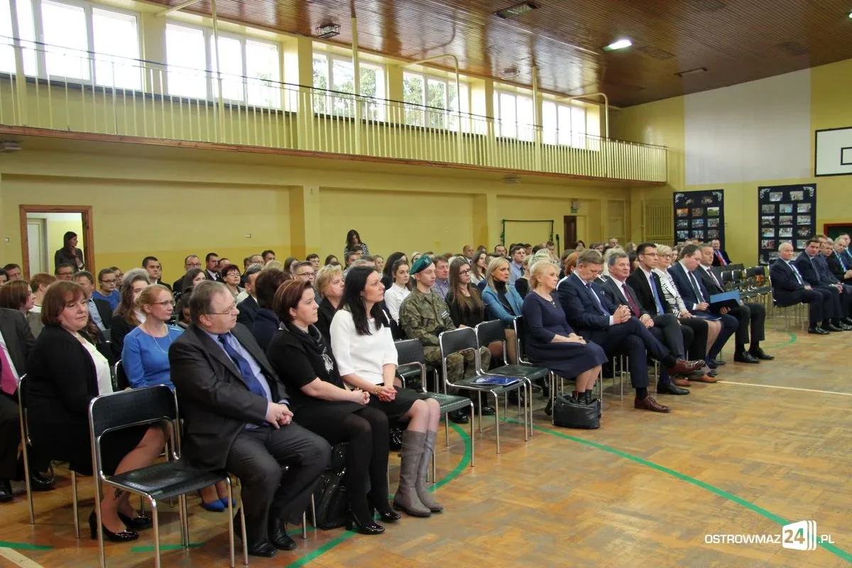 Uczniowie odebrali stypendia Prezesa Rady Ministrów