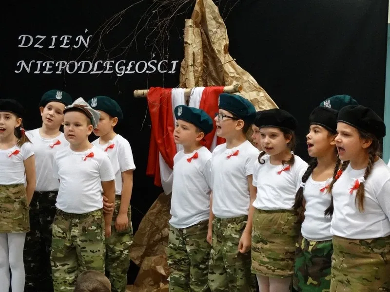Dzieci nie zapomniały o narodowym święcie (zdjęcia)
