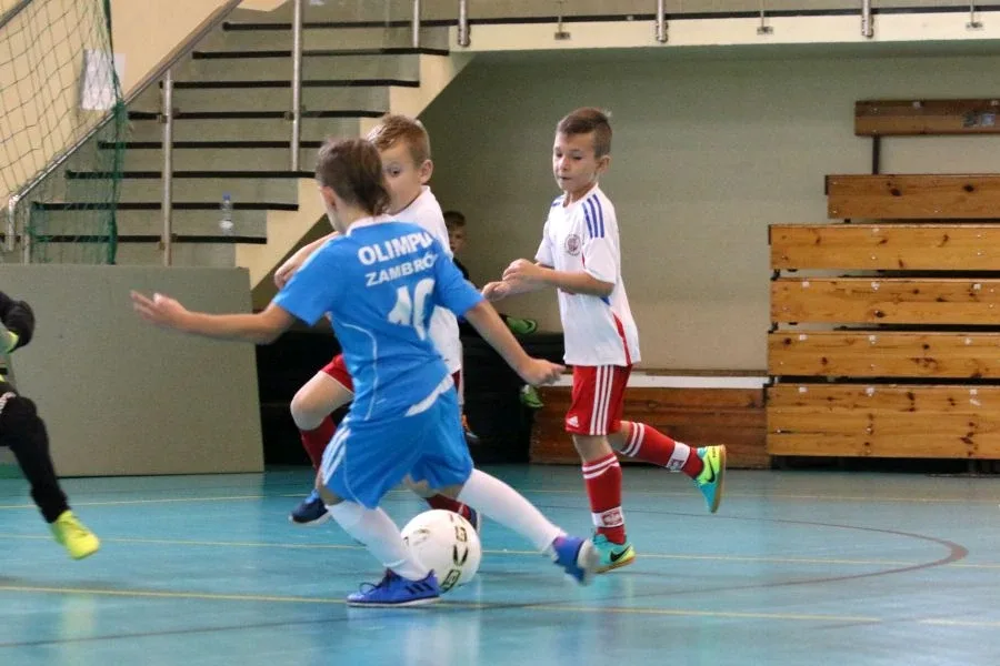 Silna defensywa AMP Gool (zdjęcia, wideo)