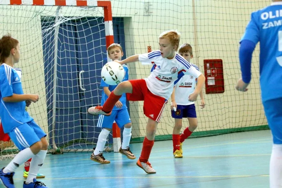 Silna defensywa AMP Gool (zdjęcia, wideo)