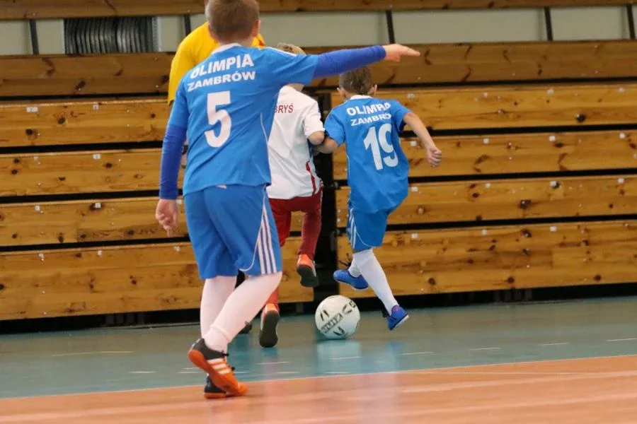 Silna defensywa AMP Gool (zdjęcia, wideo)