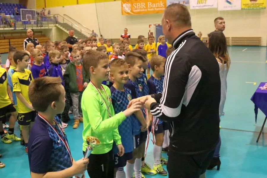 Silna defensywa AMP Gool (zdjęcia, wideo)
