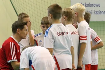 Silna defensywa AMP Gool (zdjęcia, wideo)
