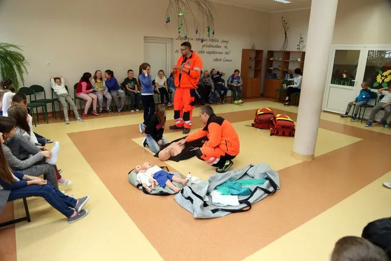 Zdobywali wiedzę na temat bezpieczeństwa (zdjęcia, wideo)