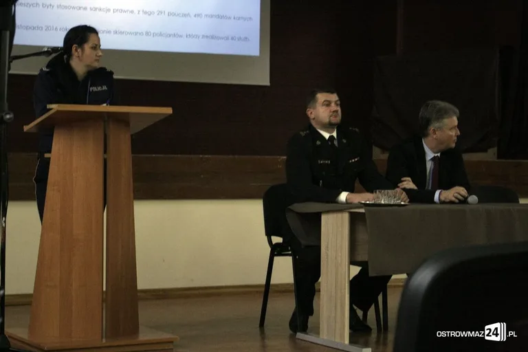 Debata na temat bezpieczeństwa (zdjęcia)