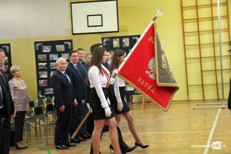 Uczniowie odebrali stypendia Prezesa Rady Ministrów