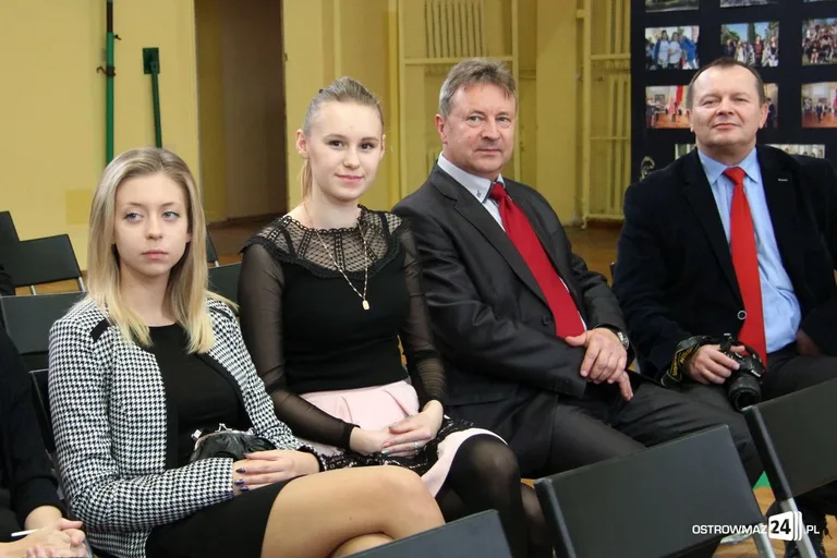 Uczniowie odebrali stypendia Prezesa Rady Ministrów