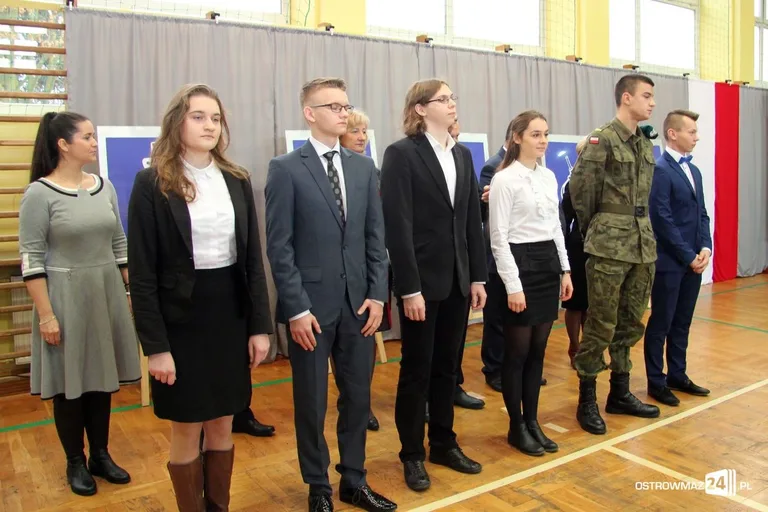 Uczniowie odebrali stypendia Prezesa Rady Ministrów