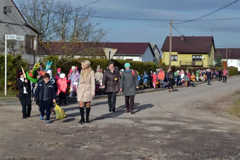 Bajkowy korowód na ulicach Broku (zdjęcia)