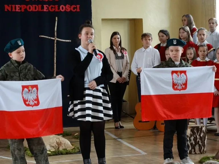 Uczcili rocznicę odzyskania niepodległości (zdjęcia)
