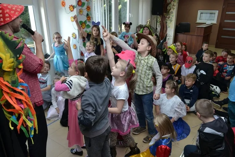 Bajkowy korowód na ulicach Broku (zdjęcia)