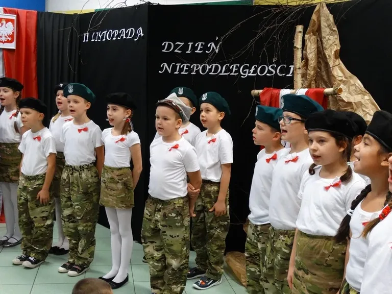 Dzieci nie zapomniały o narodowym święcie (zdjęcia)