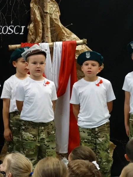 Dzieci nie zapomniały o narodowym święcie (zdjęcia)