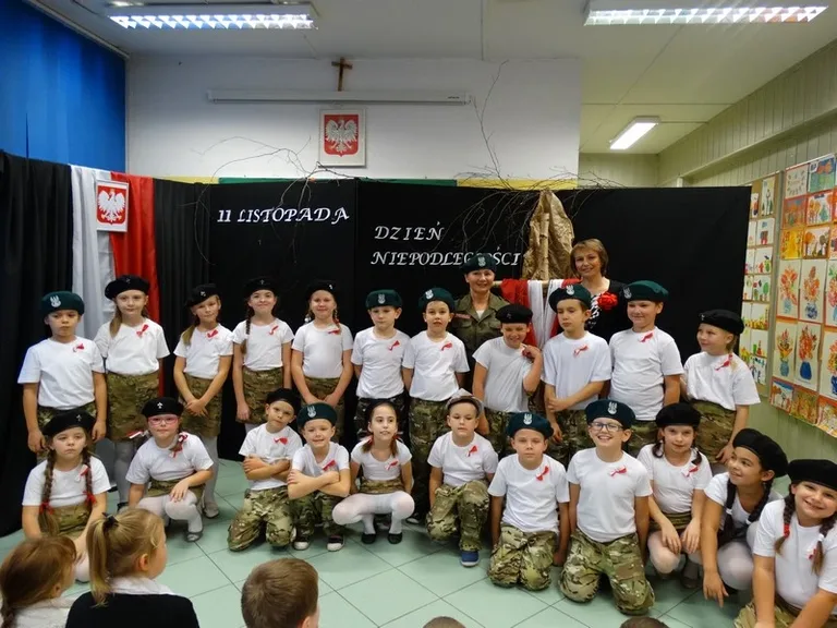 Dzieci nie zapomniały o narodowym święcie (zdjęcia)