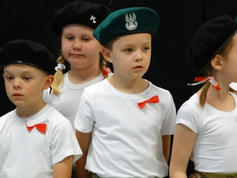 Dzieci nie zapomniały o narodowym święcie (zdjęcia)