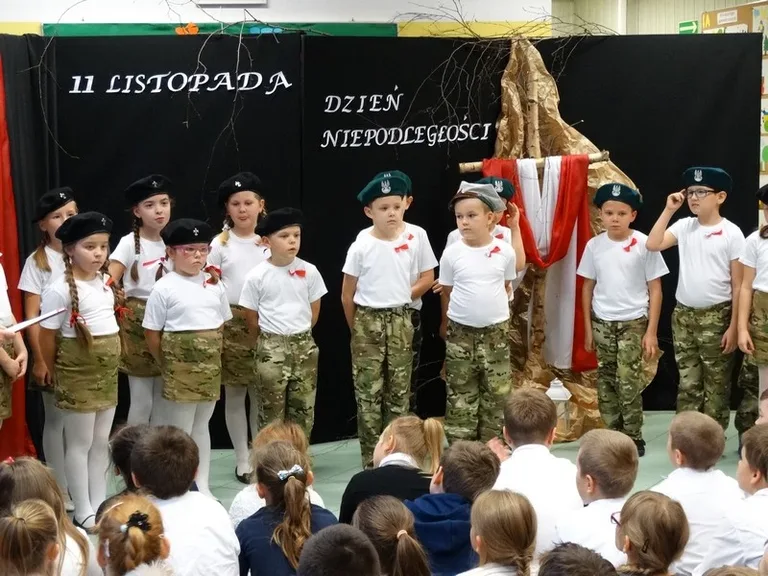 Dzieci nie zapomniały o narodowym święcie (zdjęcia)