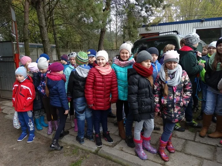 Uczniowie SP nr 1 obchodzili Dzień Zwierzaka (zdjęcia)