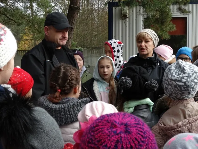 Uczniowie SP nr 1 obchodzili Dzień Zwierzaka (zdjęcia)
