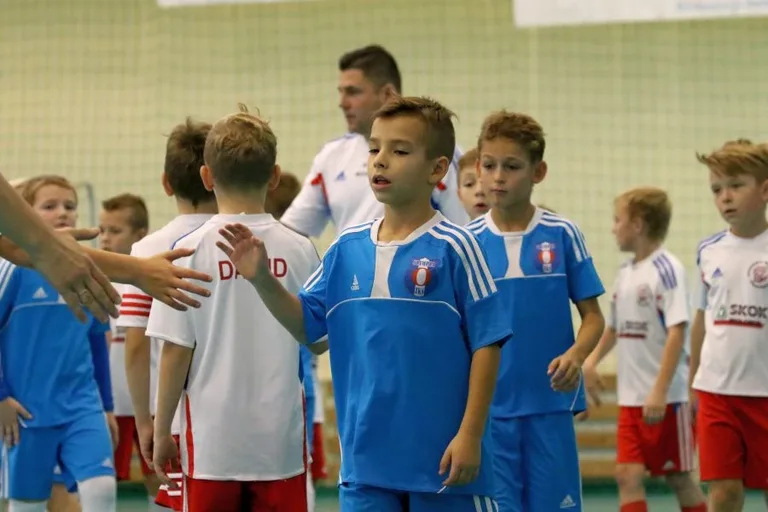 Silna defensywa AMP Gool (zdjęcia, wideo)
