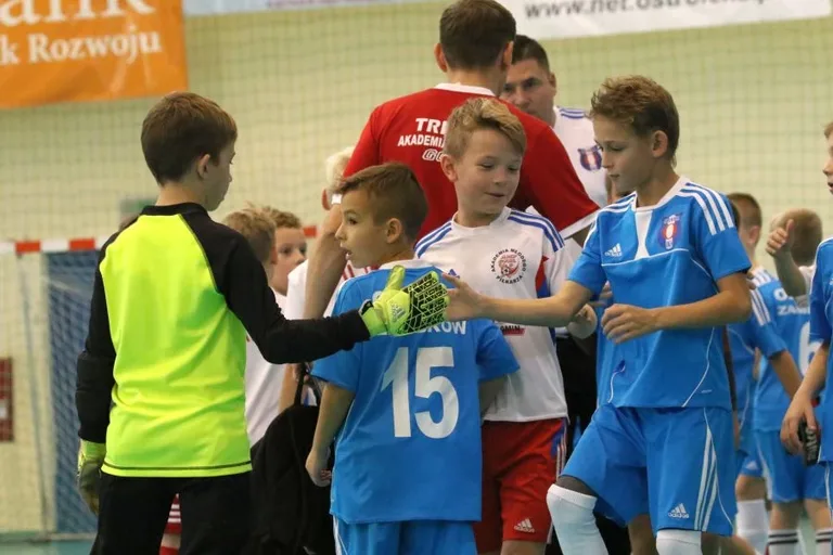 Silna defensywa AMP Gool (zdjęcia, wideo)