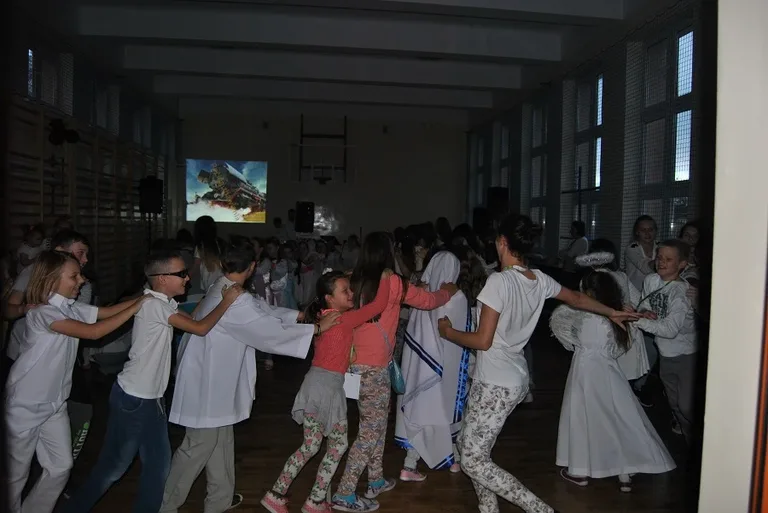 Holy Wins w ZSP nr 1 (zdjęcia)