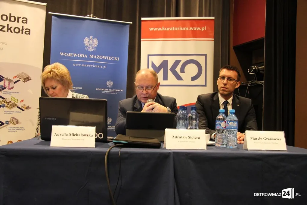Wojewoda mazowiecki i kurator oświaty o reformie szkolnictwa (zdjęcia)