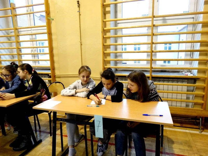 Konkurs o Sienkiewiczu w ostrowskiej placówce (zdjęcia)
