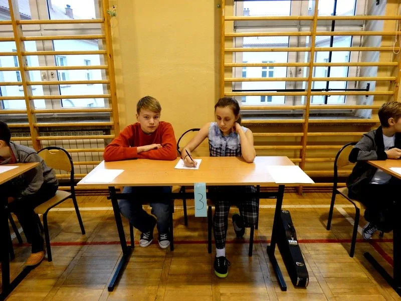 Konkurs o Sienkiewiczu w ostrowskiej placówce (zdjęcia)