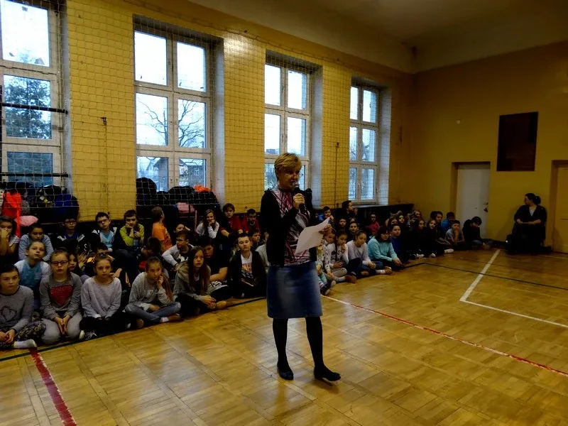 Konkurs o Sienkiewiczu w ostrowskiej placówce (zdjęcia)