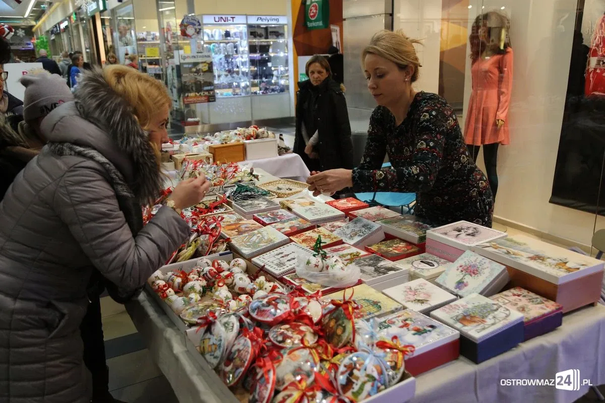Jarmark bożonarodzeniowy w Galerii Bursztynowej (zdjęcia)