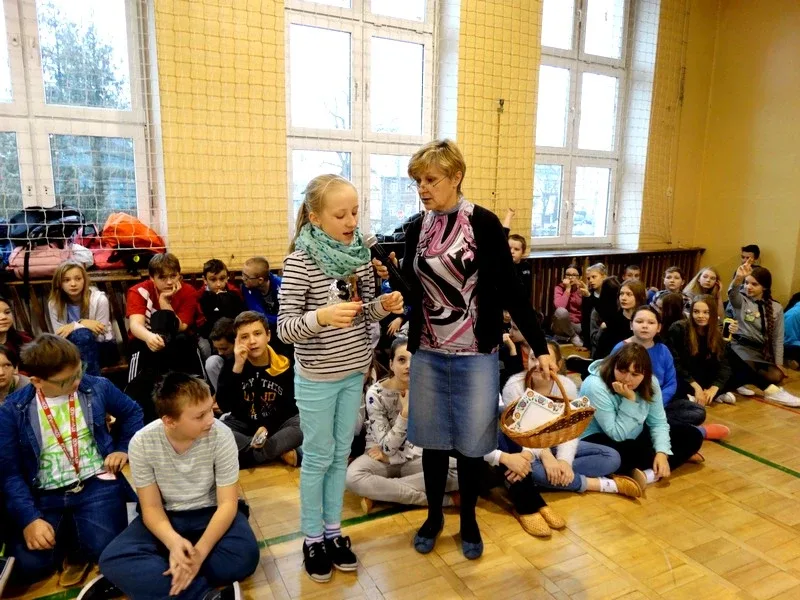 Konkurs o Sienkiewiczu w ostrowskiej placówce (zdjęcia)